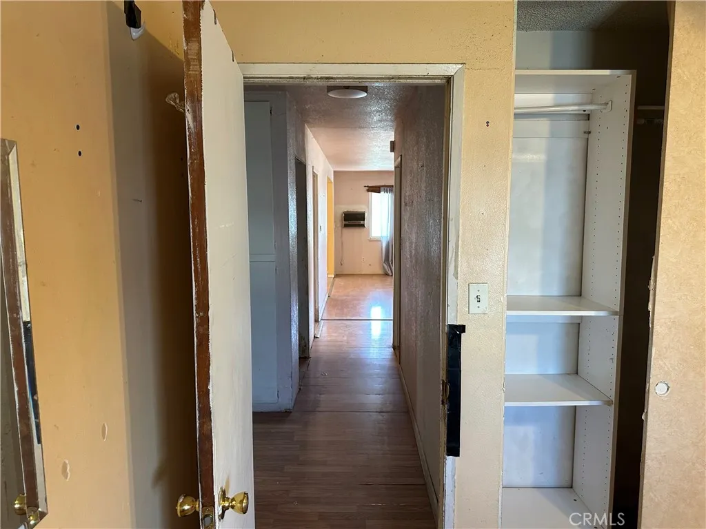 8584 Camelia, Riverside, California 92504 home-pic-20