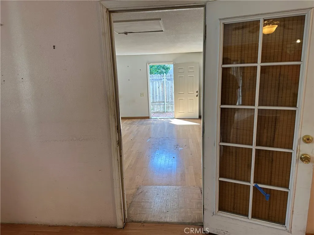 8584 Camelia, Riverside, California 92504 home-pic-10