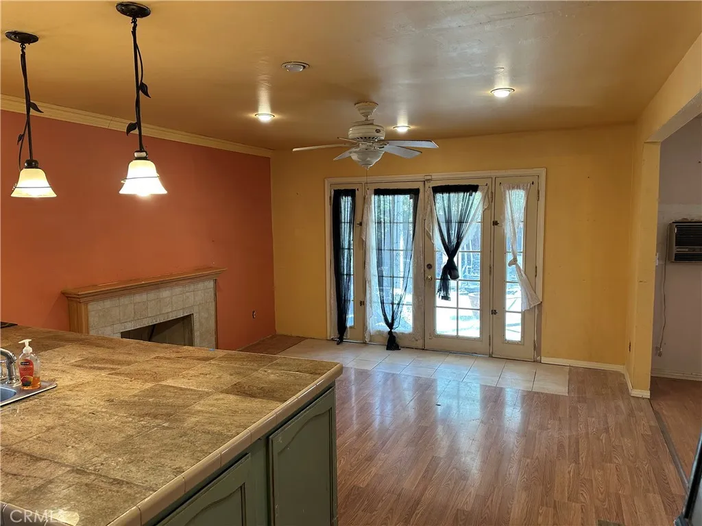 8584 Camelia, Riverside, California 92504 home-pic-15