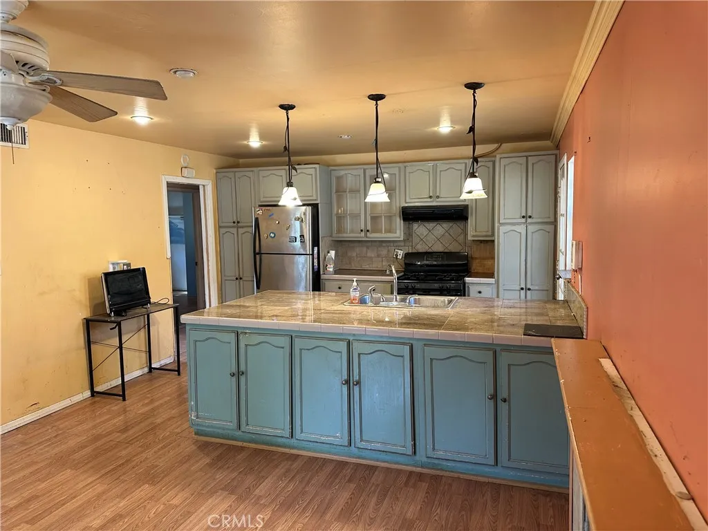 8584 Camelia, Riverside, California 92504 home-pic-14
