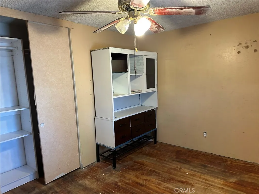 8584 Camelia, Riverside, California 92504 home-pic-24