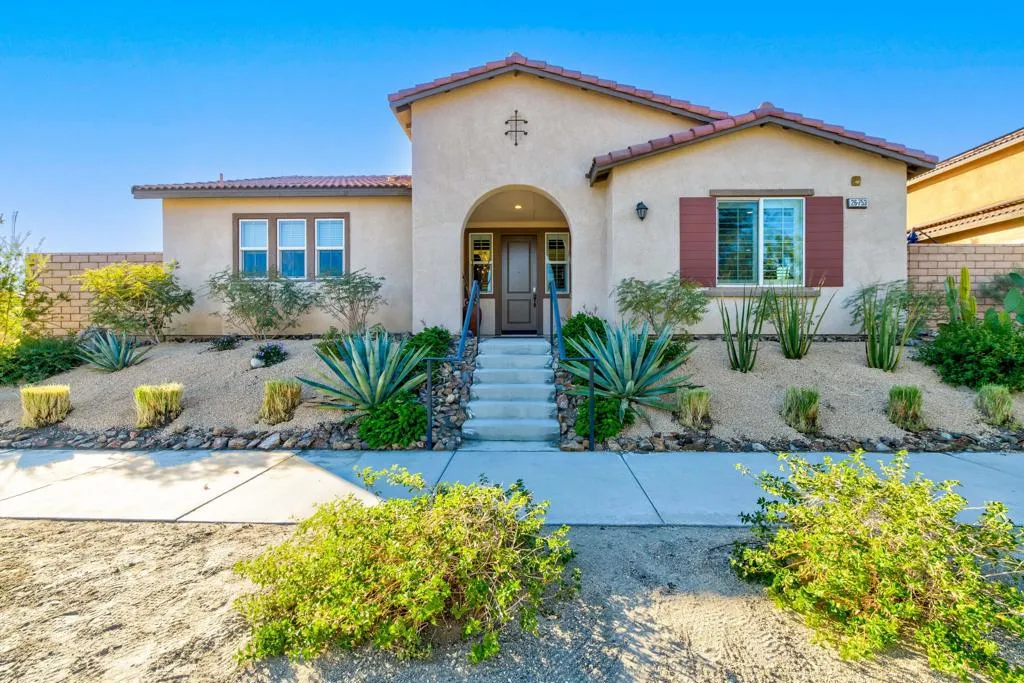 26753 Avenida Quintana, Cathedral City, California 92234 home-pic-1