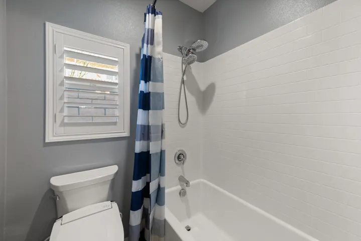 35_26753_Avenida_Quintana35_mls