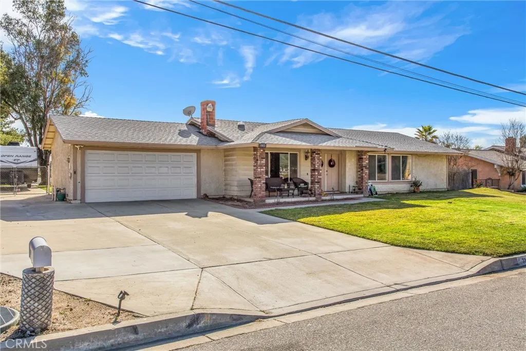 33241 Avenue D, Yucaipa, California 92399 home-pic-3