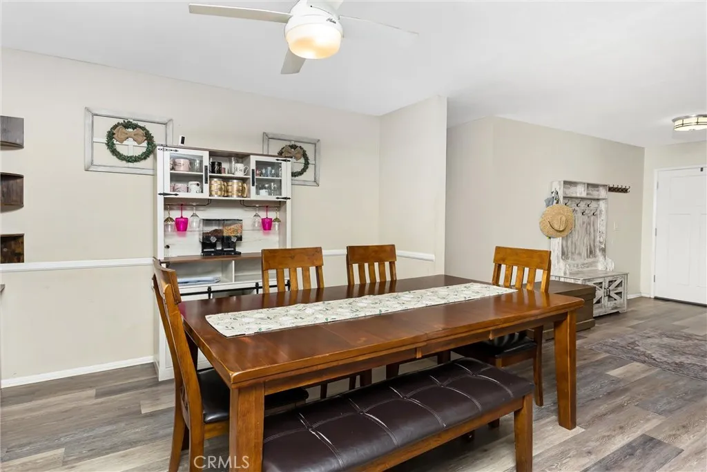 33241 Avenue D, Yucaipa, California 92399 home-pic-10