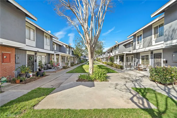 2404 Niagara, Costa Mesa, California 92626