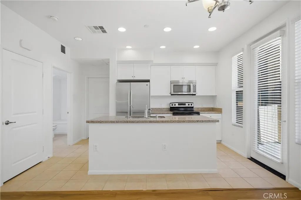 410 W Main Street 231, Alhambra, California 91801 home-pic-17