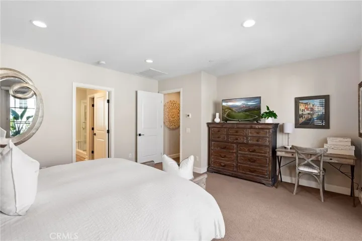 124 Via Galicia, San Clemente, California 92672
