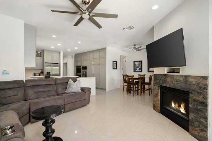 23-web-or-mls-ACUltimo_OPMG_0525_023