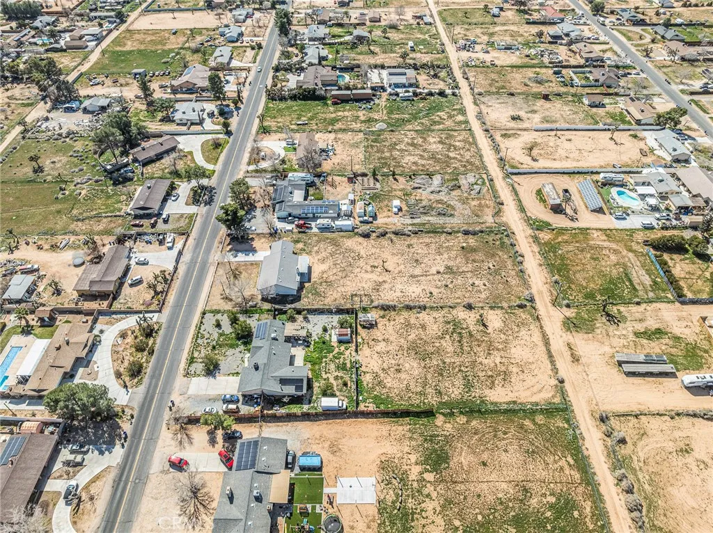14266 Kiowa, Apple Valley, California 92307 home-pic-26