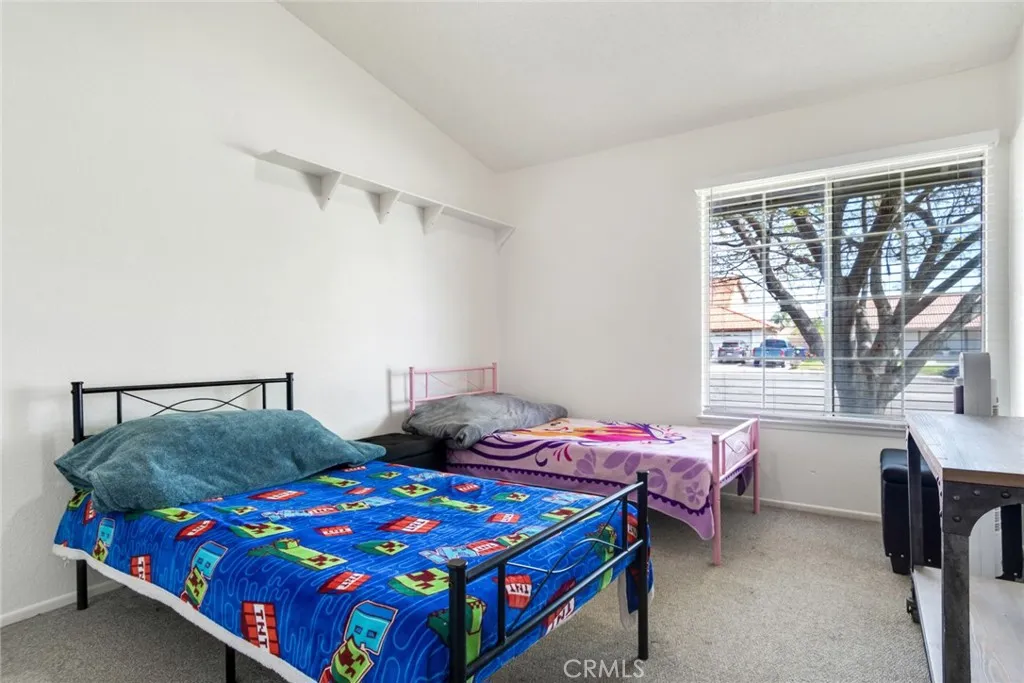 616 S. Millard Ave, Rialto, California 92376 home-pic-12