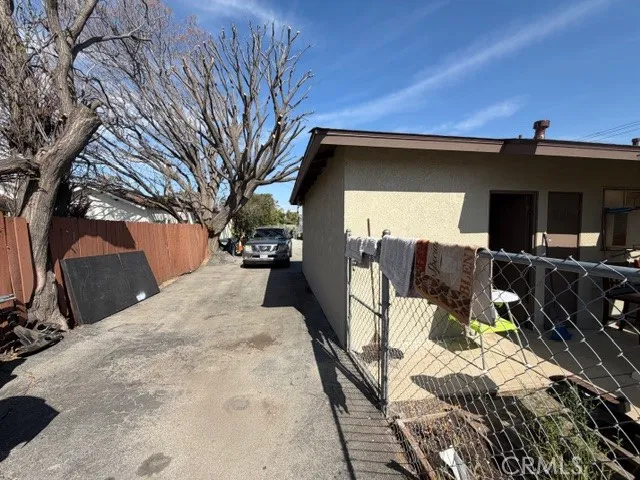 1242 W Orange Grove, Pomona, California 91768 home-pic-9