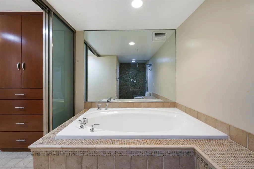 5605 Friars Rd. 280, San Diego, California 92110 home-pic-22