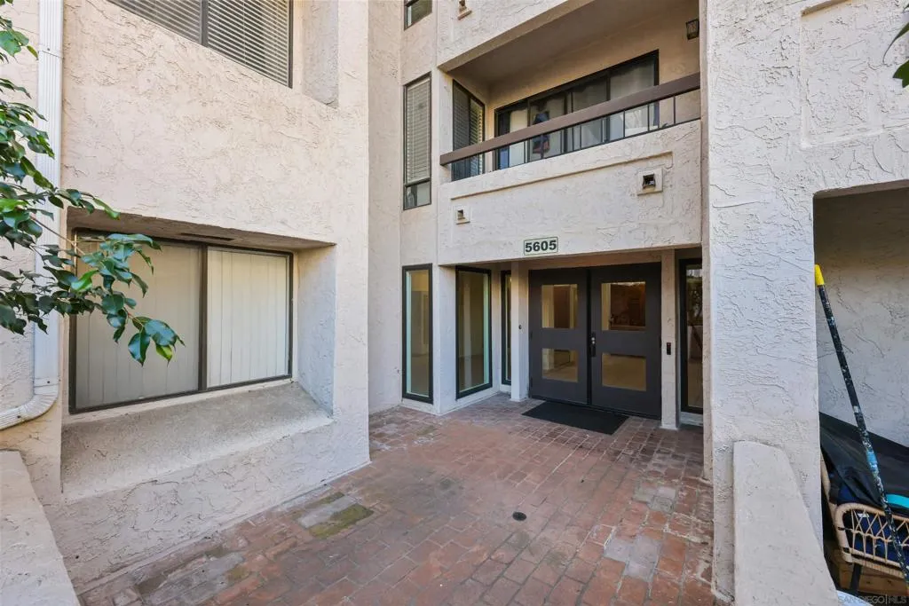 5605 Friars Rd. 280, San Diego, California 92110 home-pic-28
