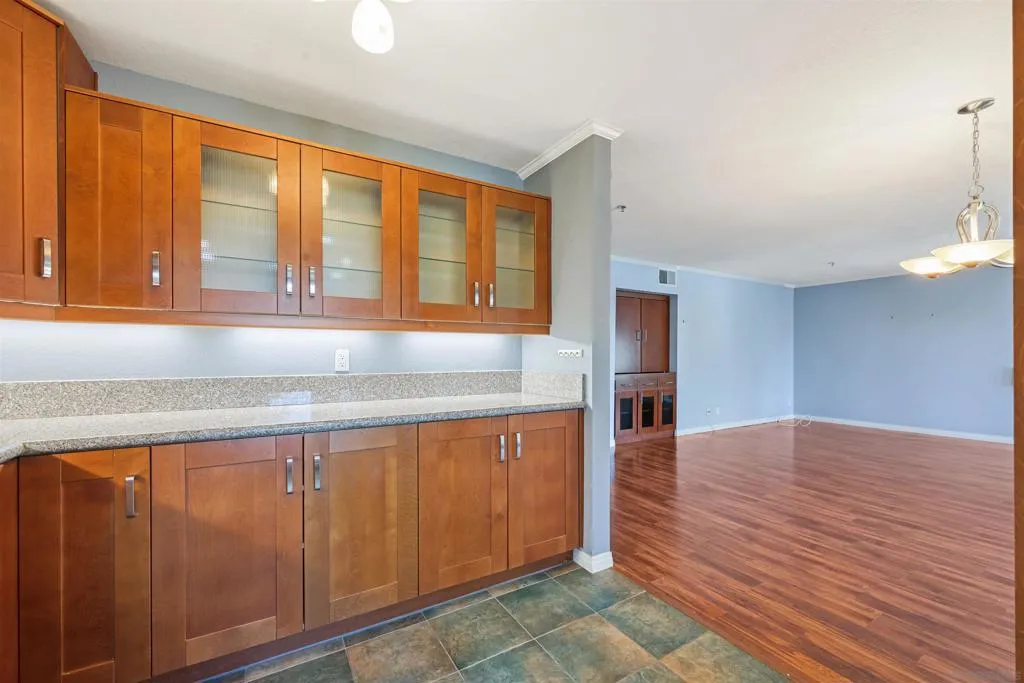 5605 Friars Rd. 280, San Diego, California 92110 home-pic-3