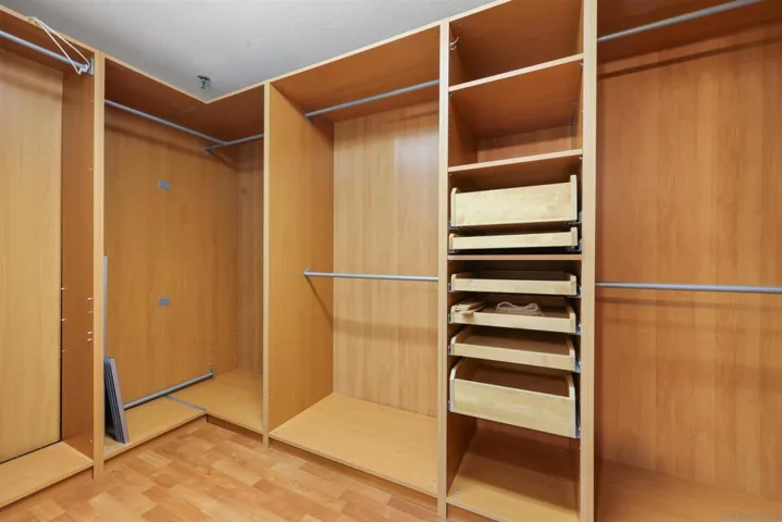 Walk-in Closet