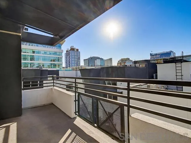550 Park Blvd 2601, San Diego, California 92101 home-pic-29