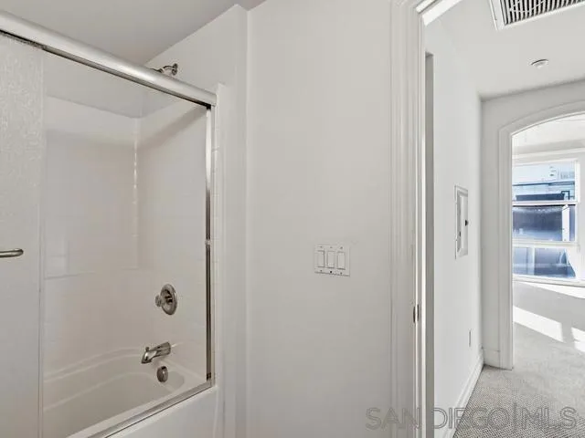 550 Park Blvd 2601, San Diego, California 92101 home-pic-35
