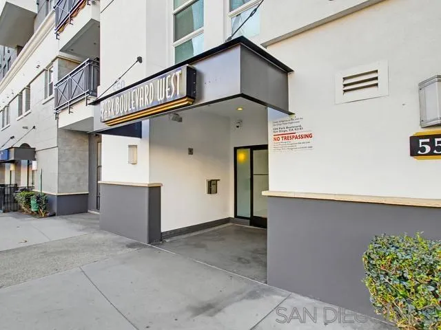 550 Park Blvd 2601, San Diego, California 92101 home-pic-8