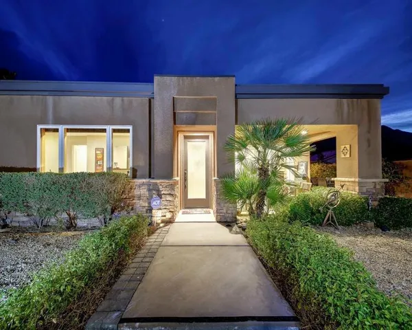 Screenshot 2025-06-04 at 18-02-38 Photo