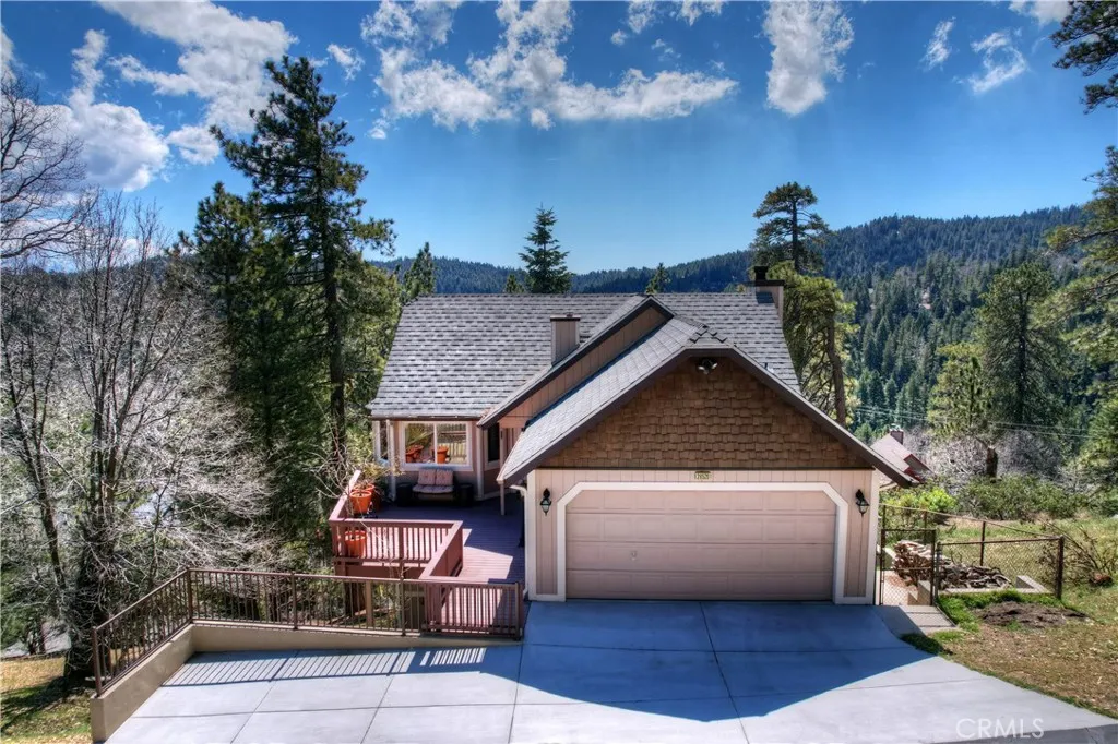 26520 Walnut Hills Drive, Lake Arrowhead, California 92352 home-pic-8