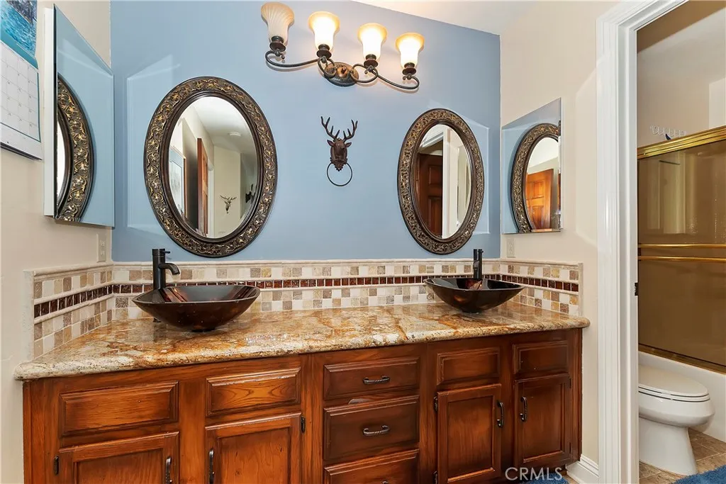 26520 Walnut Hills Drive, Lake Arrowhead, California 92352 home-pic-23
