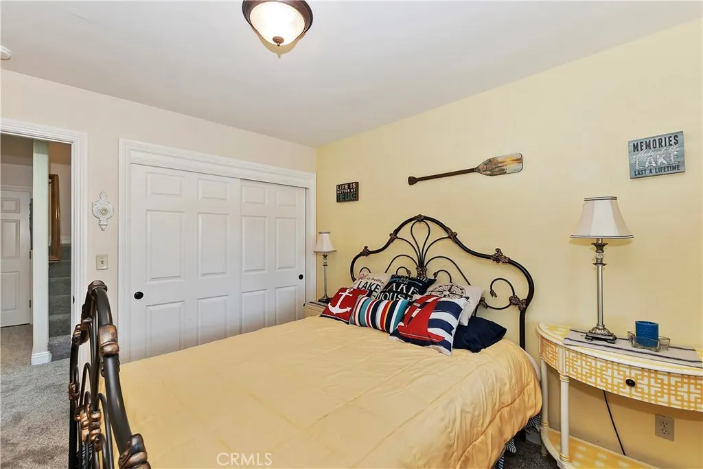 26520 Walnut Hills Drive, Lake Arrowhead, California 92352 home-pic-26