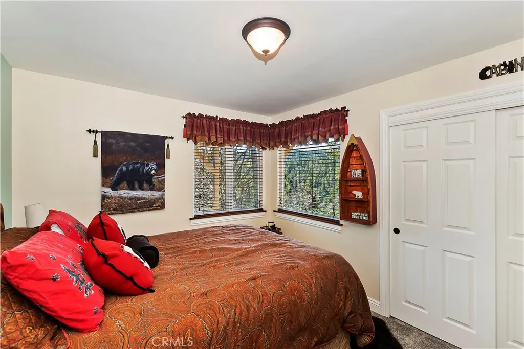 26520 Walnut Hills Drive, Lake Arrowhead, California 92352 home-pic-27