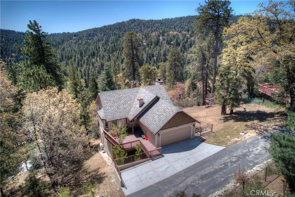 26520 Walnut Hills Drive, Lake Arrowhead, California 92352 home-pic-7