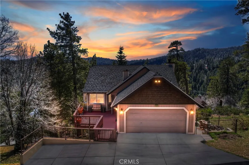 26520 Walnut Hills Drive, Lake Arrowhead, California 92352 home-pic-1