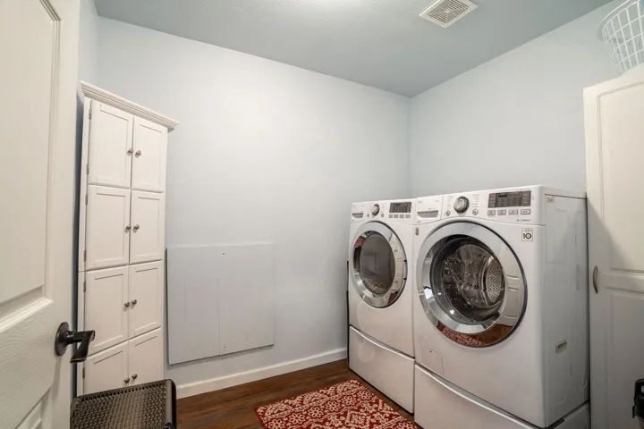 25169FranklinDr-37