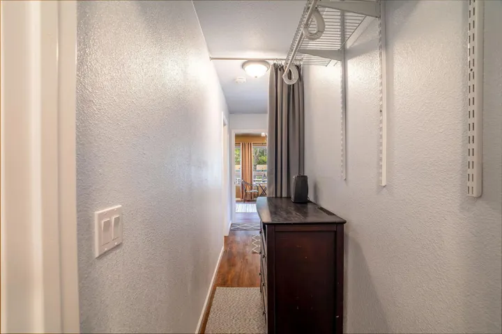 25169FranklinDr-38