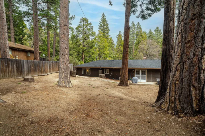 25169FranklinDr-46