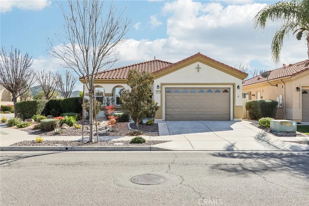 5405 Paseo Famosa, Hemet, California 92545 home-pic-2
