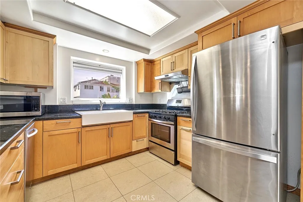 1036 S Serrano 105, Los Angeles, California 90006 home-pic-16