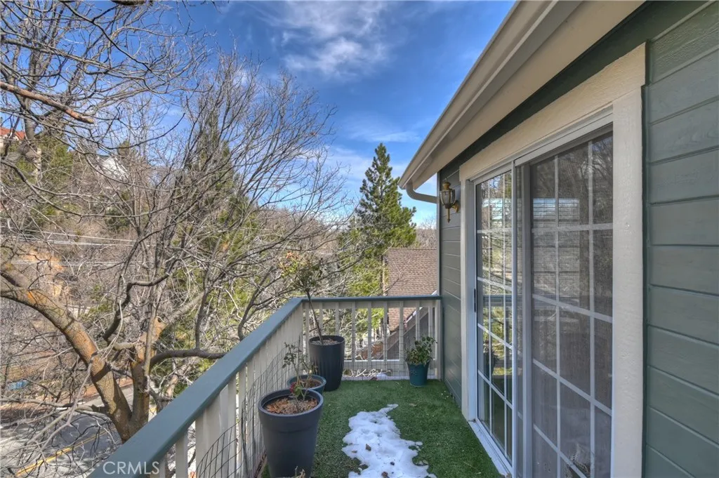 28223 North Bay, Lake Arrowhead, California 92352 home-pic-28