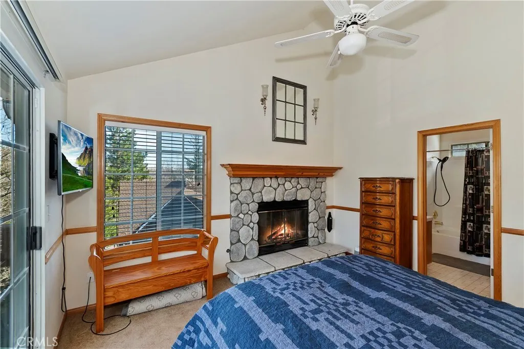 28223 North Bay, Lake Arrowhead, California 92352 home-pic-17