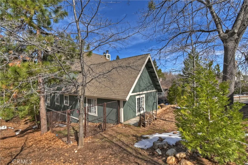 28223 North Bay, Lake Arrowhead, California 92352 home-pic-35