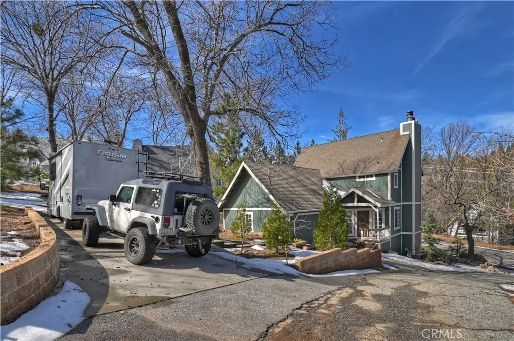28223 North Bay, Lake Arrowhead, California 92352 home-pic-2