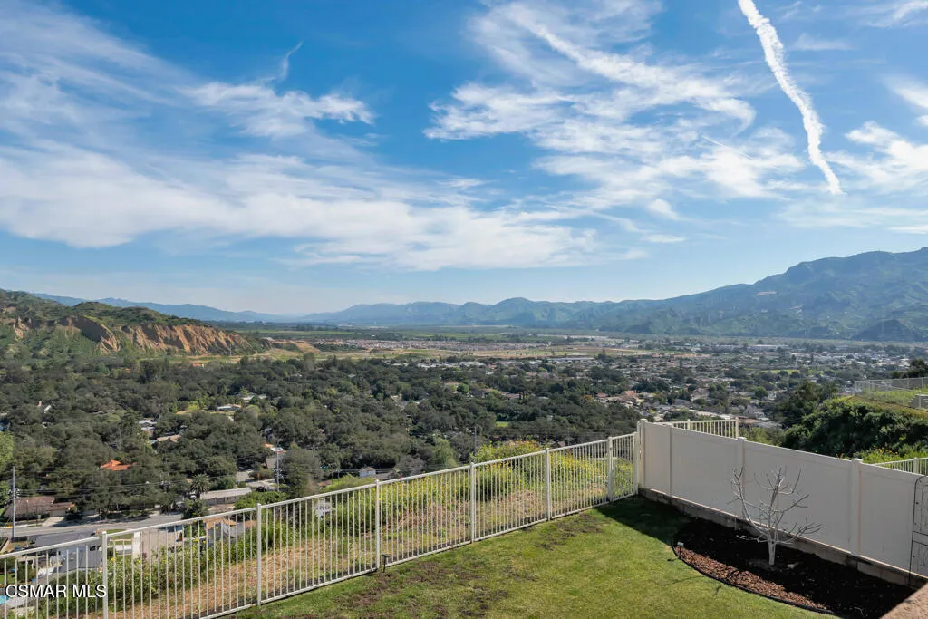 887 Coronado Circle, Santa Paula, California 93060 home-pic-38