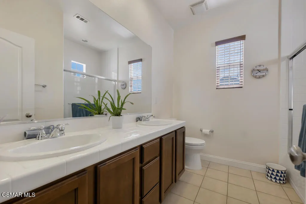 887 Coronado Circle, Santa Paula, California 93060 home-pic-28