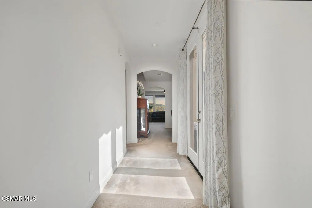 887 Coronado Circle, Santa Paula, California 93060 home-pic-7