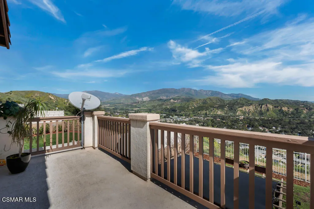 887 Coronado Circle, Santa Paula, California 93060 home-pic-37