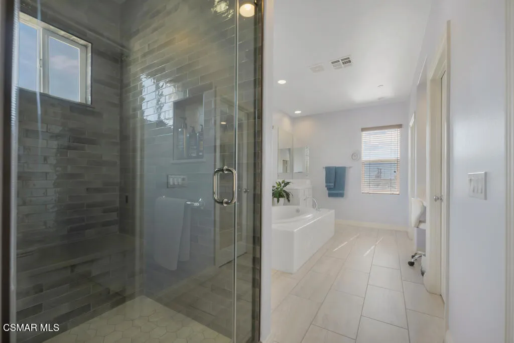 887 Coronado Circle, Santa Paula, California 93060 home-pic-34