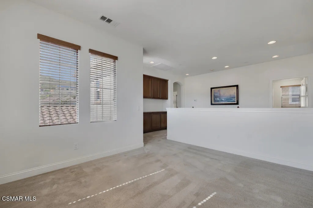 887 Coronado Circle, Santa Paula, California 93060 home-pic-25