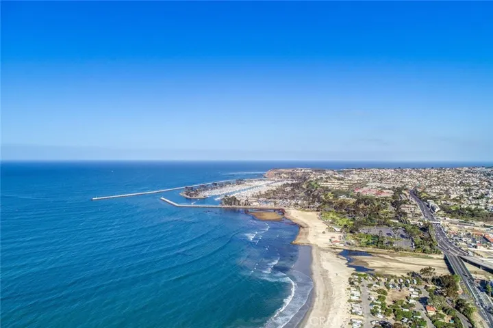 Only 2.5 Miles to Doheny Beach and Dana Point Harbor