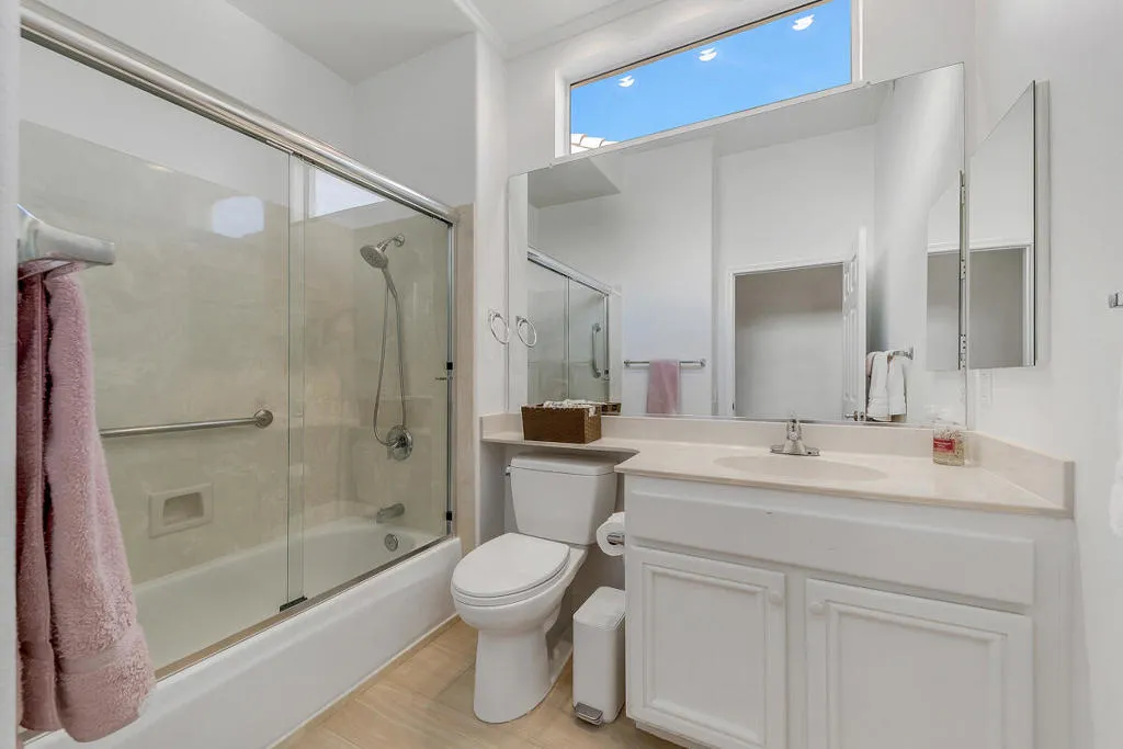 38543 Bent Palm Drive, Palm Desert, California 92211 home-pic-21