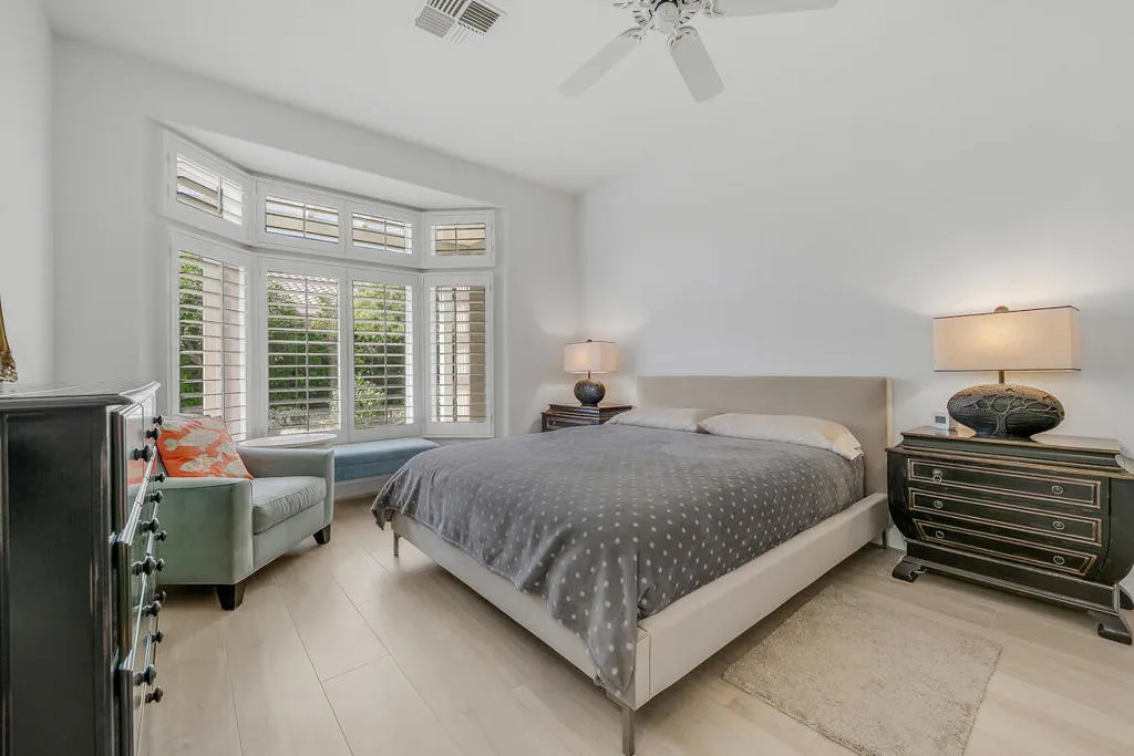 38543 Bent Palm Drive, Palm Desert, California 92211 home-pic-15
