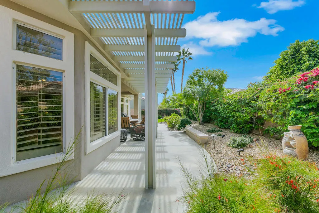 38543 Bent Palm Drive, Palm Desert, California 92211 home-pic-28