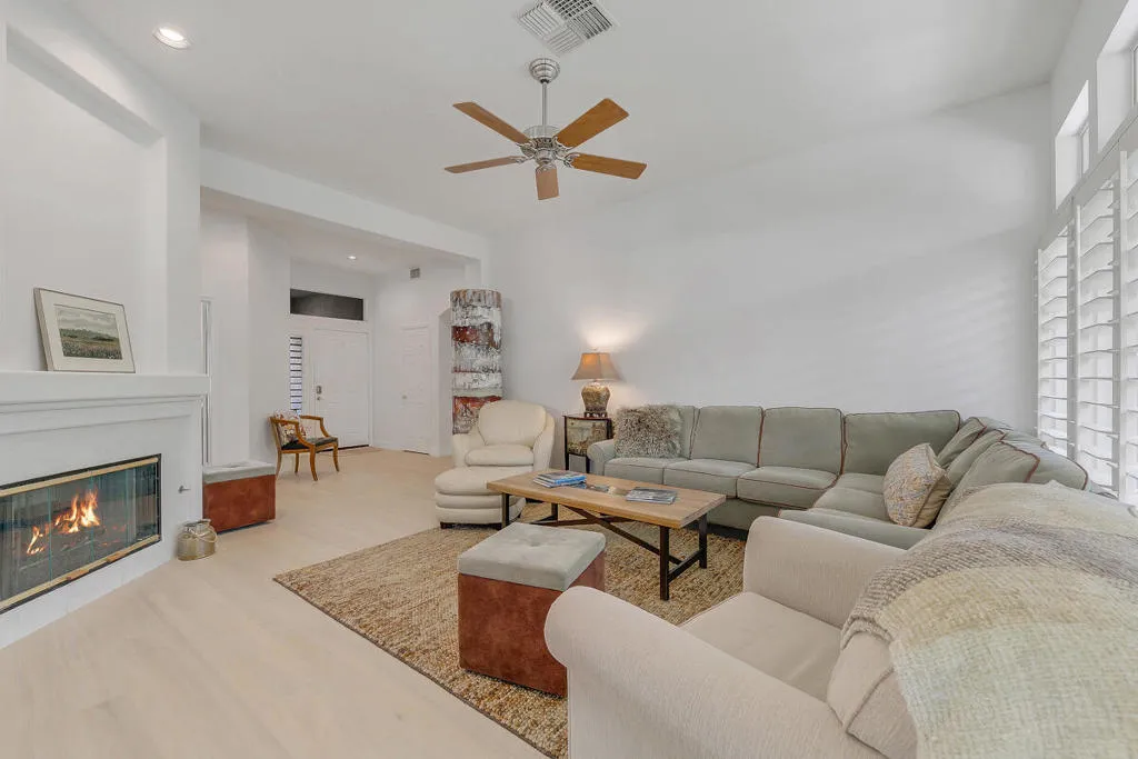 38543 Bent Palm Drive, Palm Desert, California 92211 home-pic-8